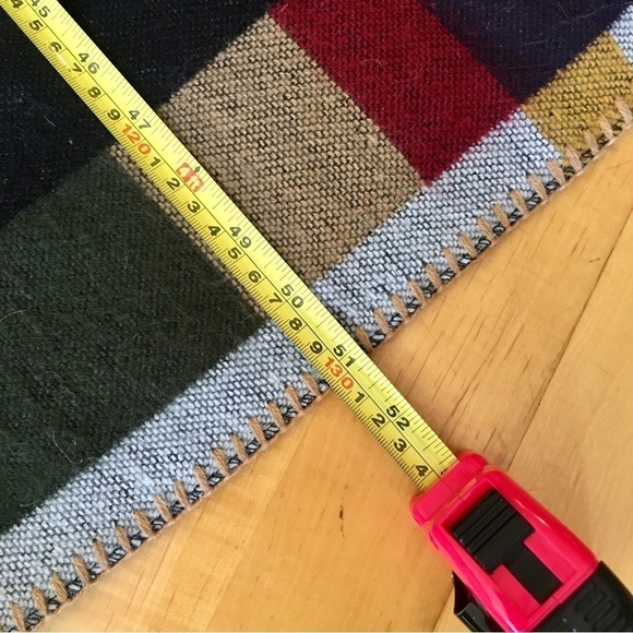 Abstract Art Deco Wrap, Shawl from Forever 21, Size S/M - Picture 12 of 13